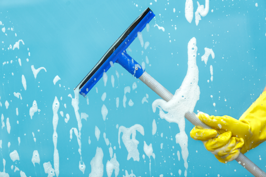 How to Clean Glass Surfaces Without Leaving Any Streaks Behind